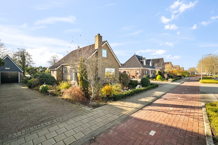 Photo 2 of Molenvaart 183