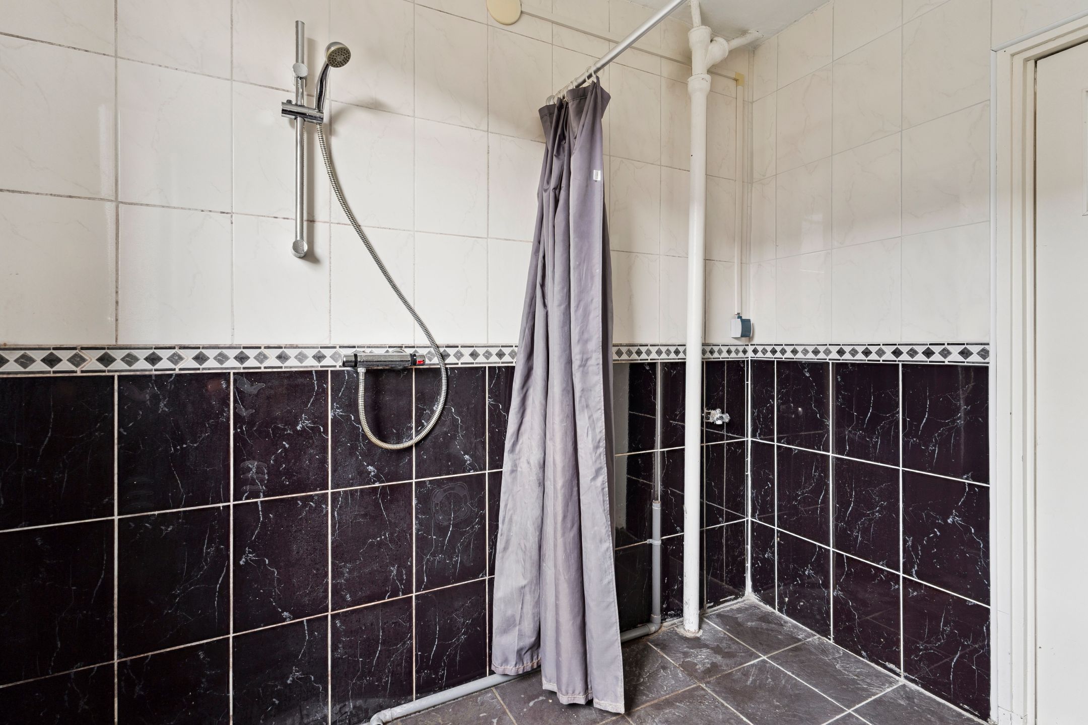 Foto 15 van Herminiumstraat 33