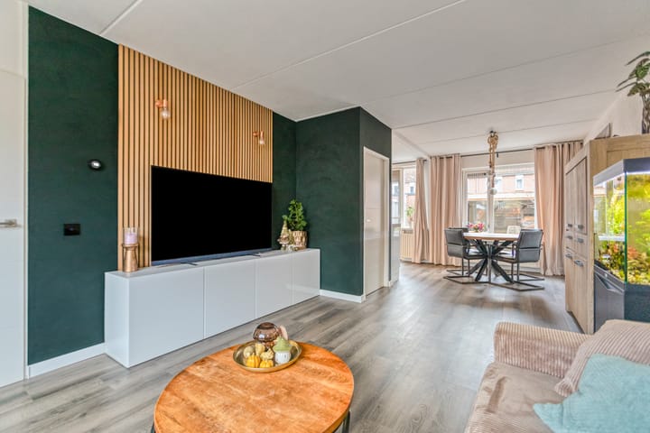 Foto 15 van Onstein 44