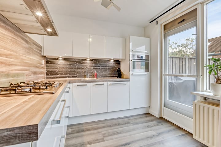 Foto 23 van Onstein 44