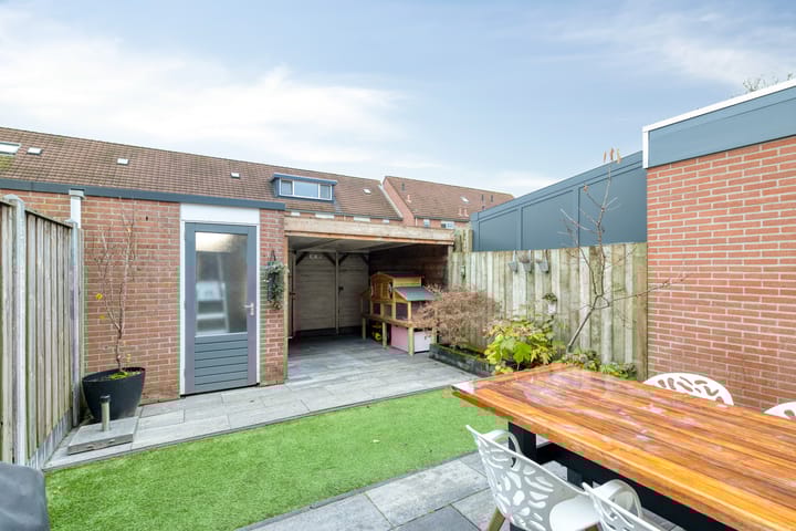 Foto 24 van Onstein 44