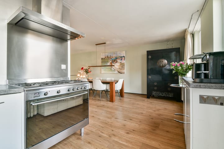 Photo 11 of Dirk Gerhardtstraat 47