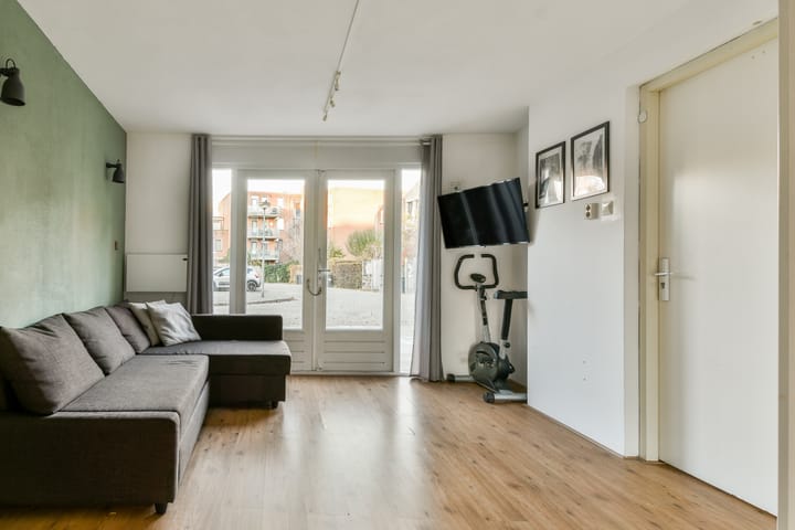 Photo 25 of Dirk Gerhardtstraat 47