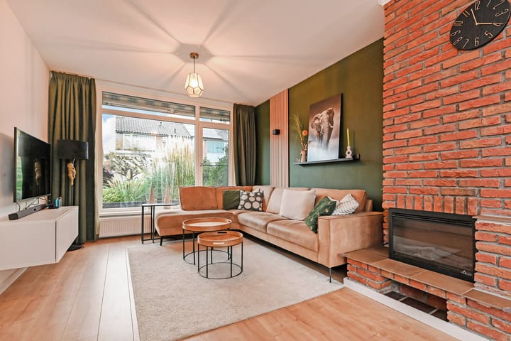 Photo 3 of Trompstraat 31