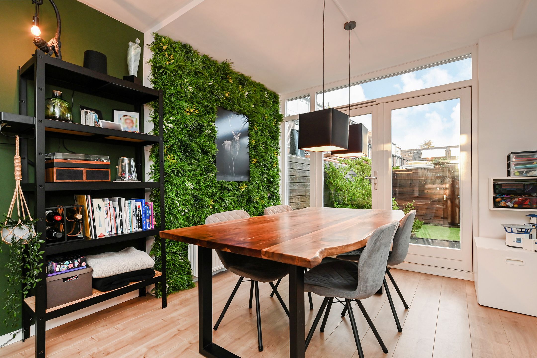 Foto 9 van Trompstraat 31