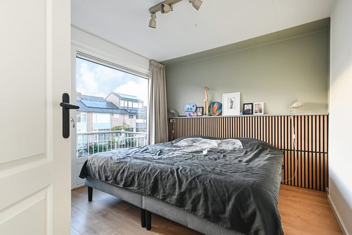 Photo 17 of Trompstraat 31