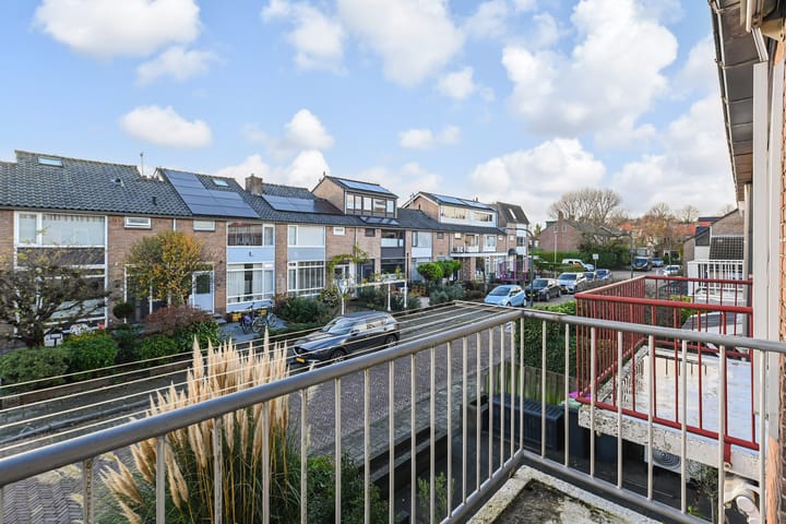 Photo 21 of Trompstraat 31