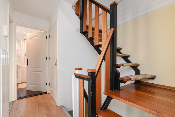 Photo 31 of Trompstraat 31