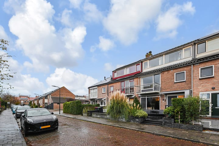 Photo 43 of Trompstraat 31