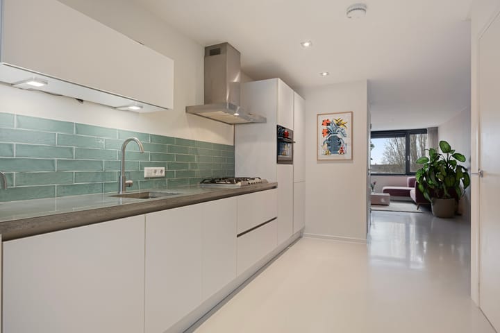 Photo 7 of Nieuwpoortstraat 94-D8