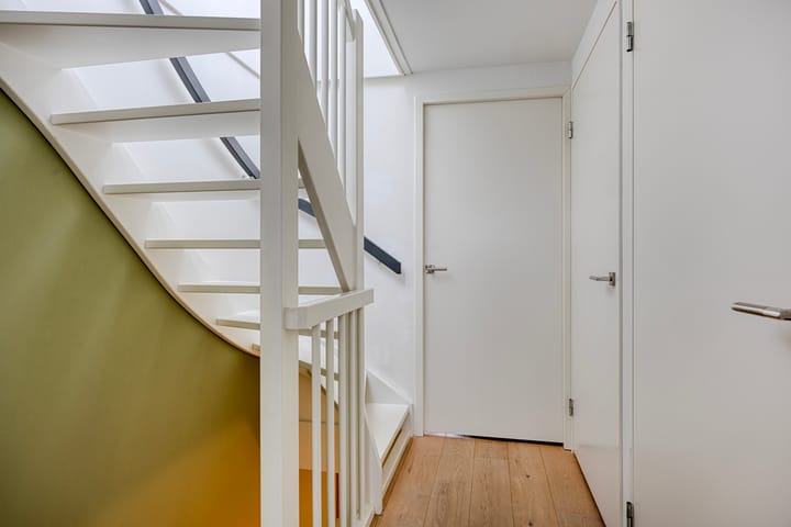 Photo 13 of Nieuwpoortstraat 94-D8