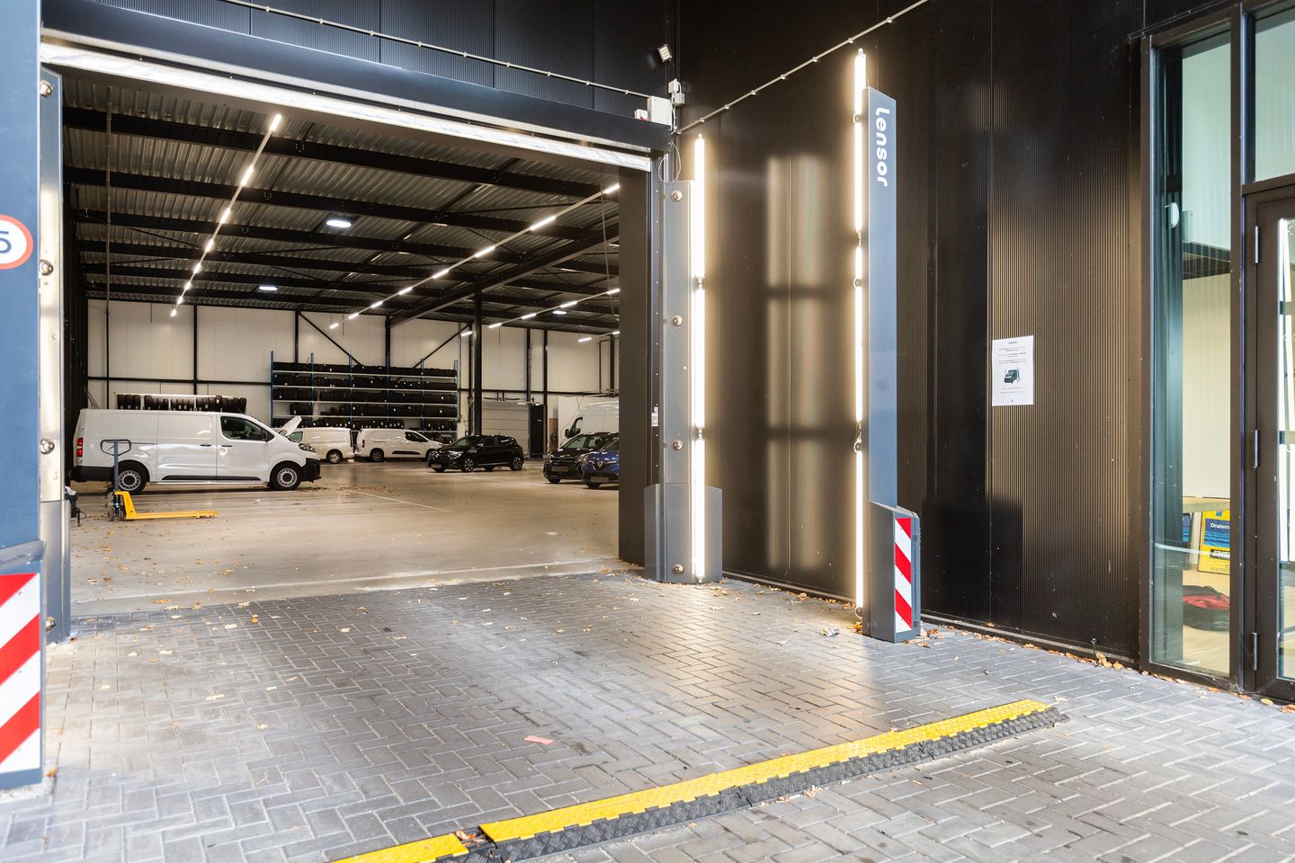 Bekijk foto 2 van Boogschutterstraat 22