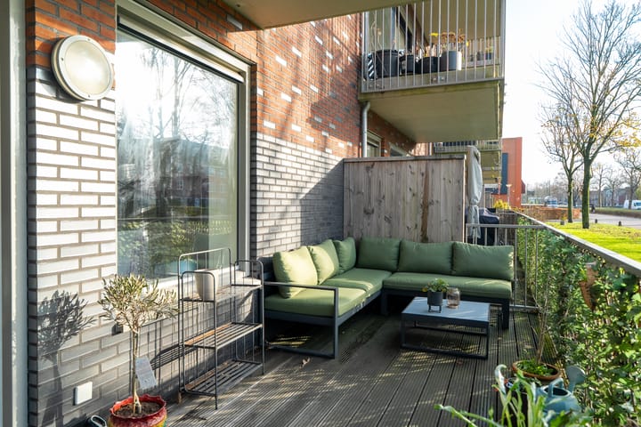 Photo 27 of Antillenstraat 2-5