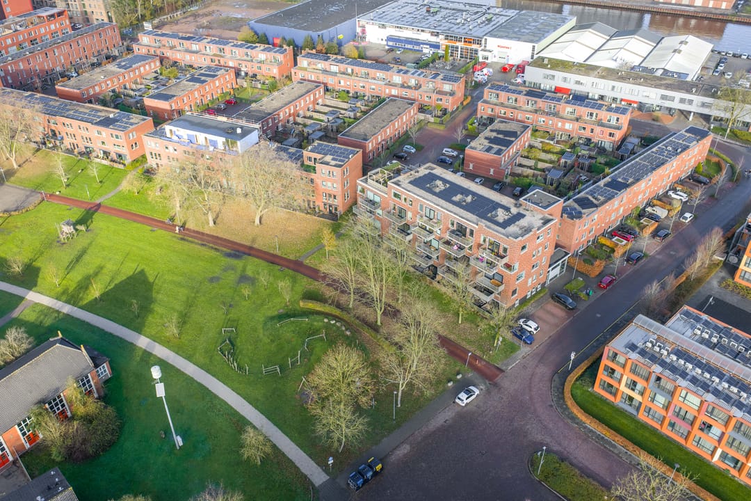 Foto 43 van Antillenstraat 2-5