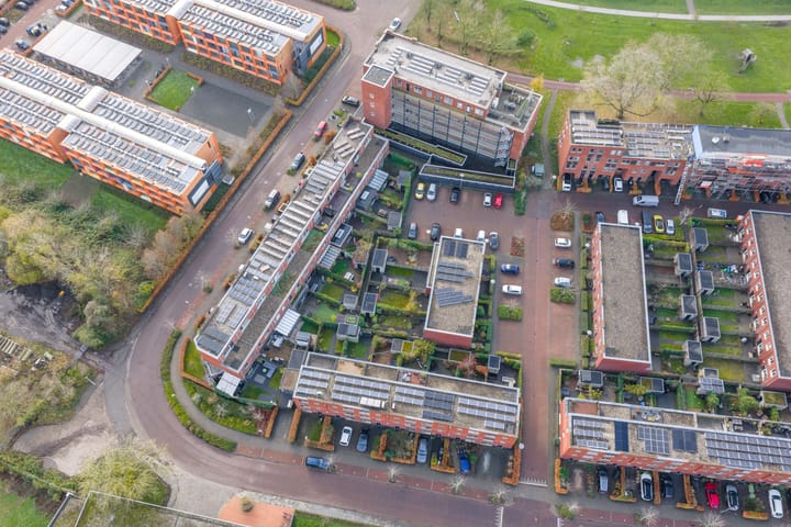 Photo 44 of Antillenstraat 2-5