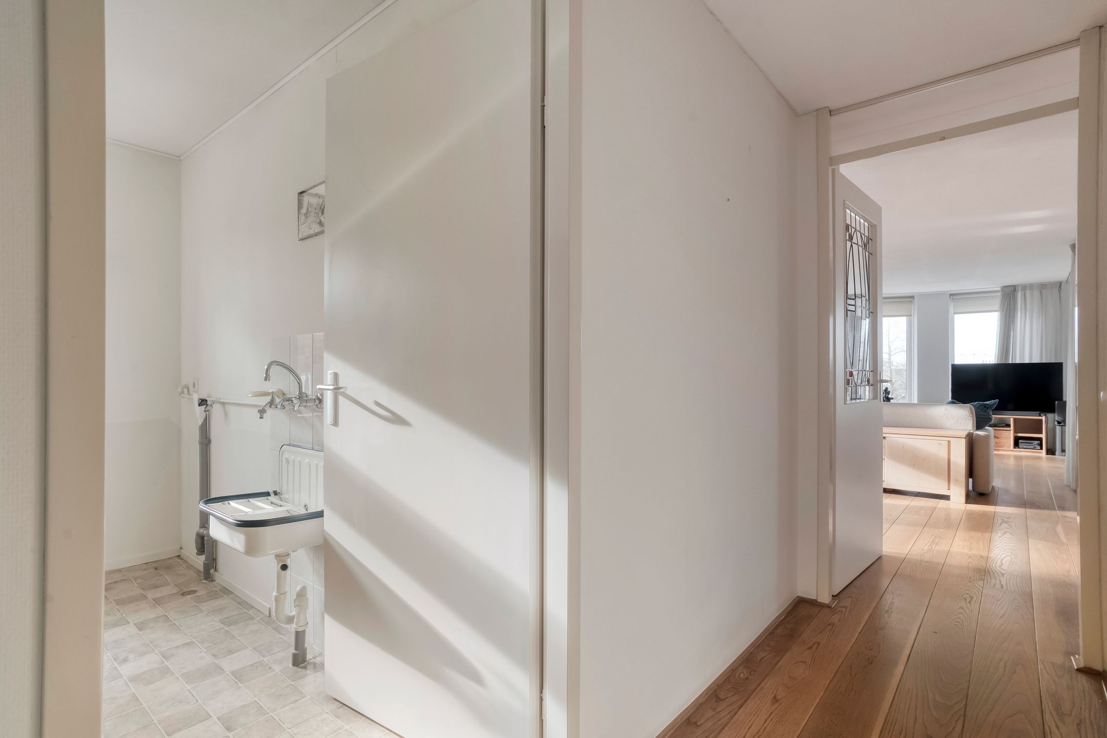 Photo 6 of Prins Hendrikstraat 42