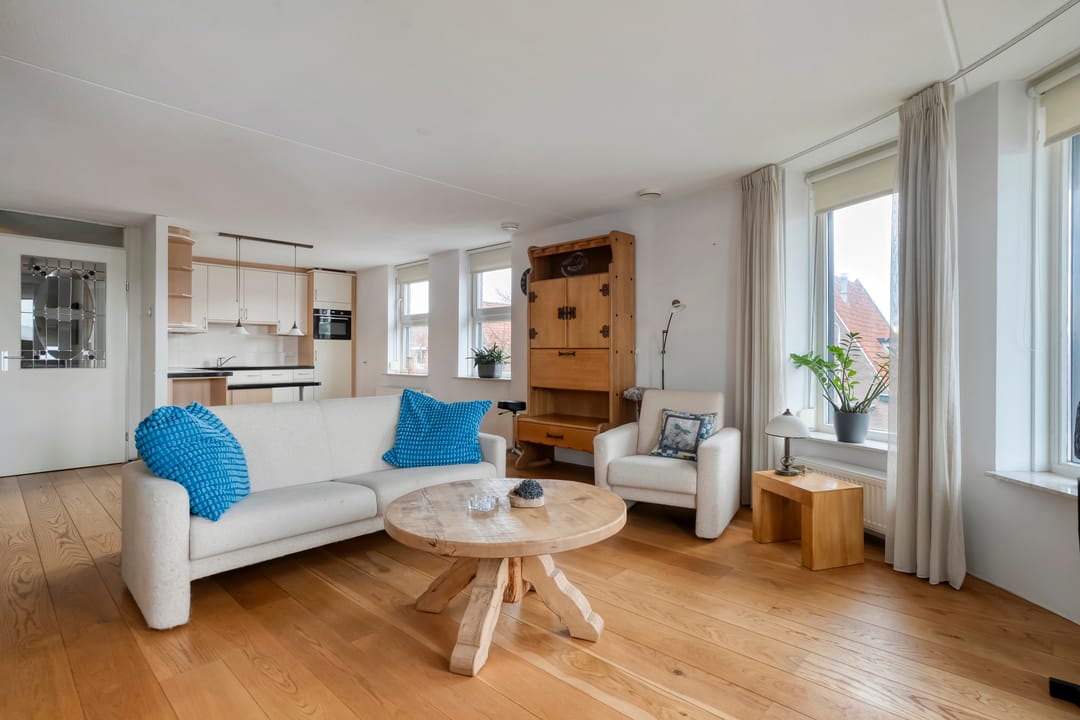 Photo 8 of Prins Hendrikstraat 42