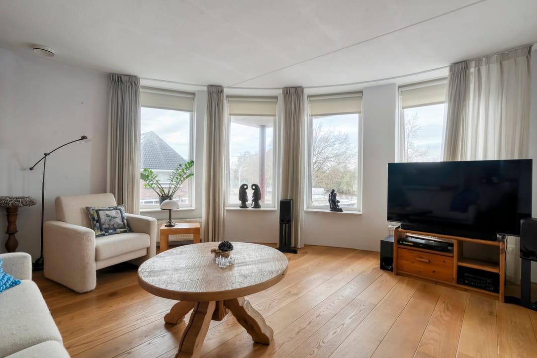 Photo 11 of Prins Hendrikstraat 42