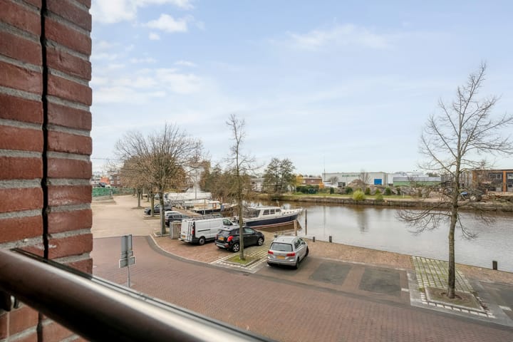 Photo 20 of Prins Hendrikstraat 42