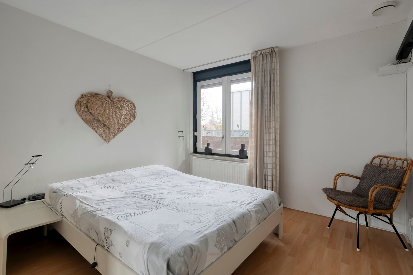 Photo 25 of Prins Hendrikstraat 42