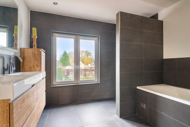 Photo 3 of Ruimtevaartstraat 12