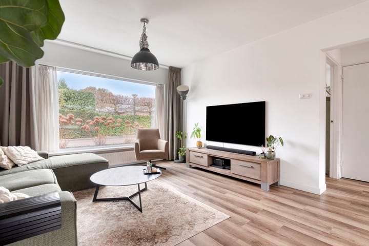 Photo 9 of Ruimtevaartstraat 12