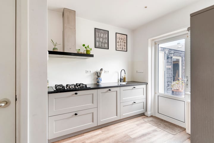 Photo 13 of Ruimtevaartstraat 12