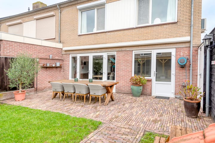 Photo 34 of Ruimtevaartstraat 12