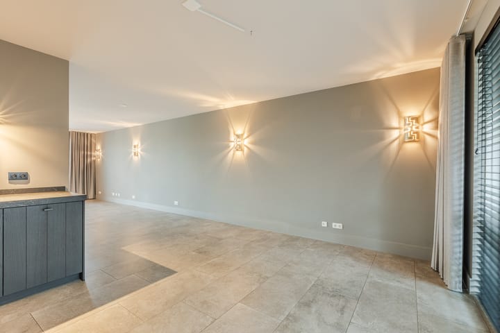 Photo 4 of Valkappel 63