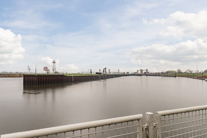 Photo 41 of Valkappel 63