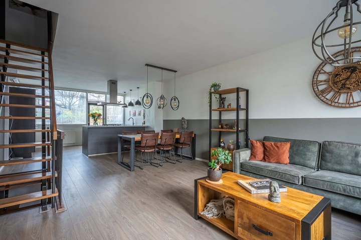 Photo 3 of De Thun 39