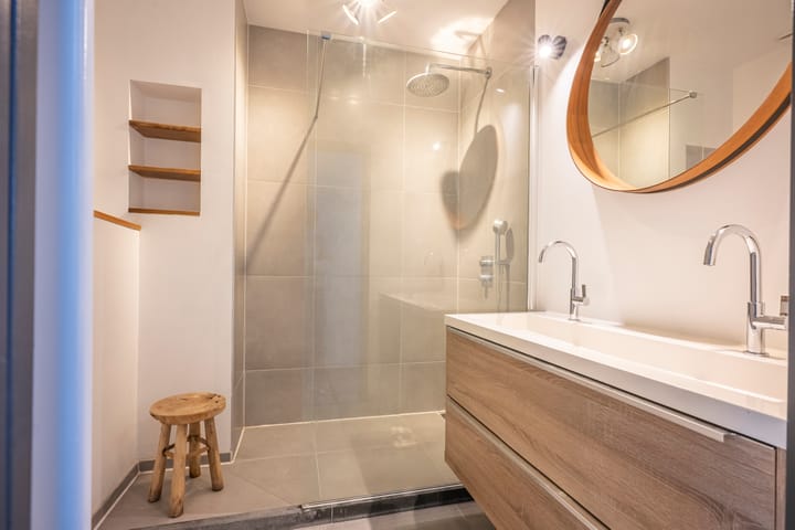 Photo 18 of De Thun 39