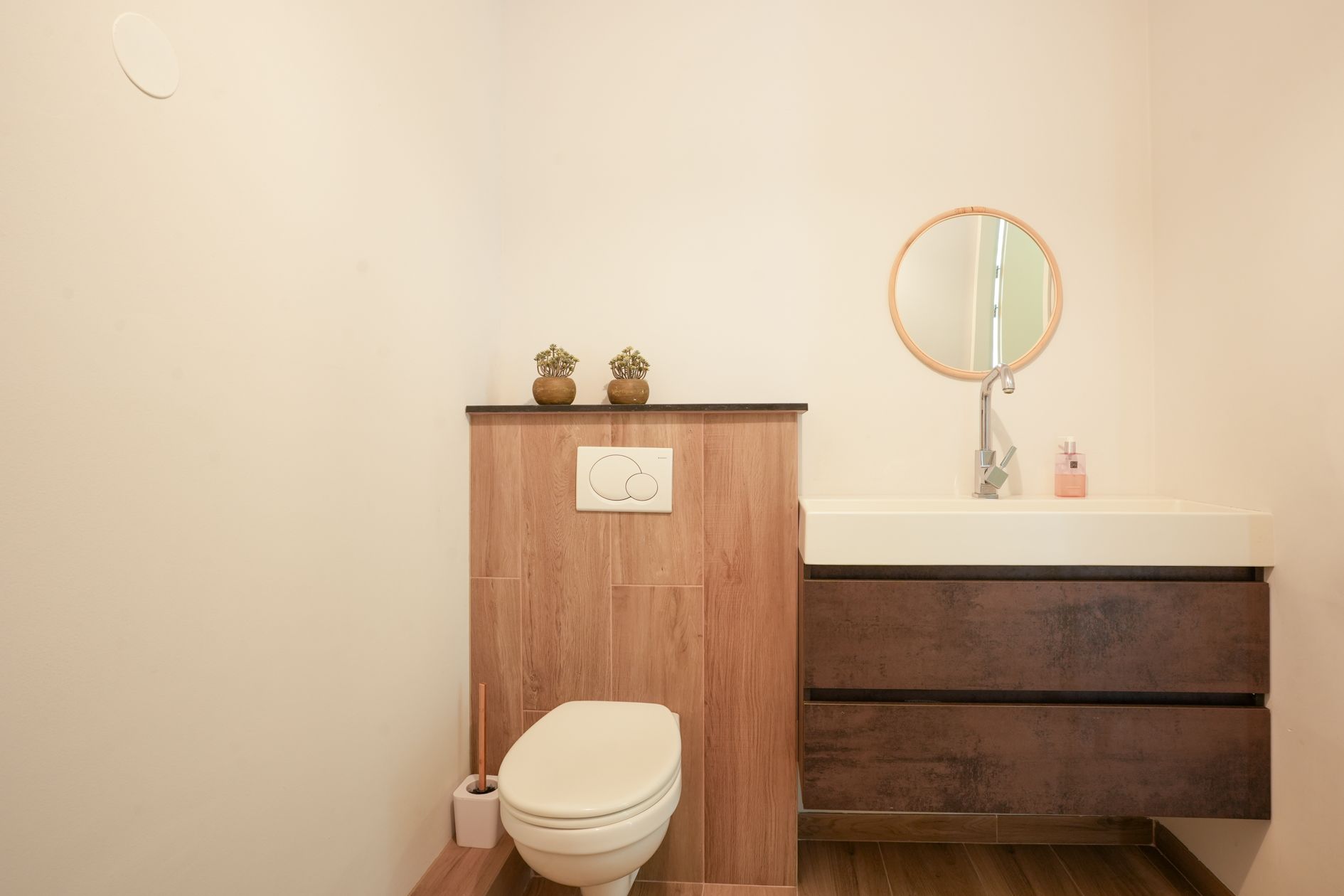 Foto 24 van Jan van Ruusbroecstraat 14