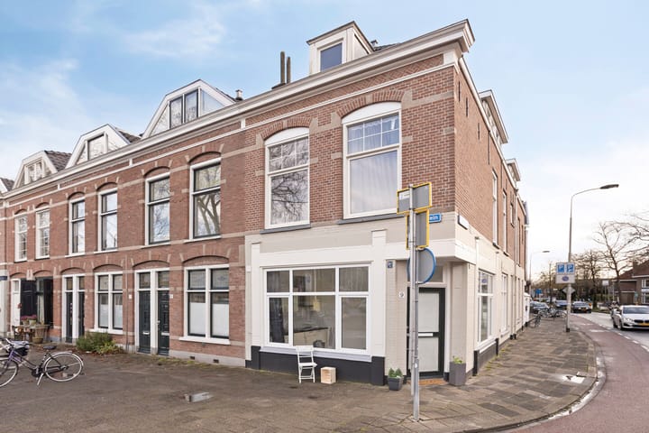 Photo 2 of Oostplein 9