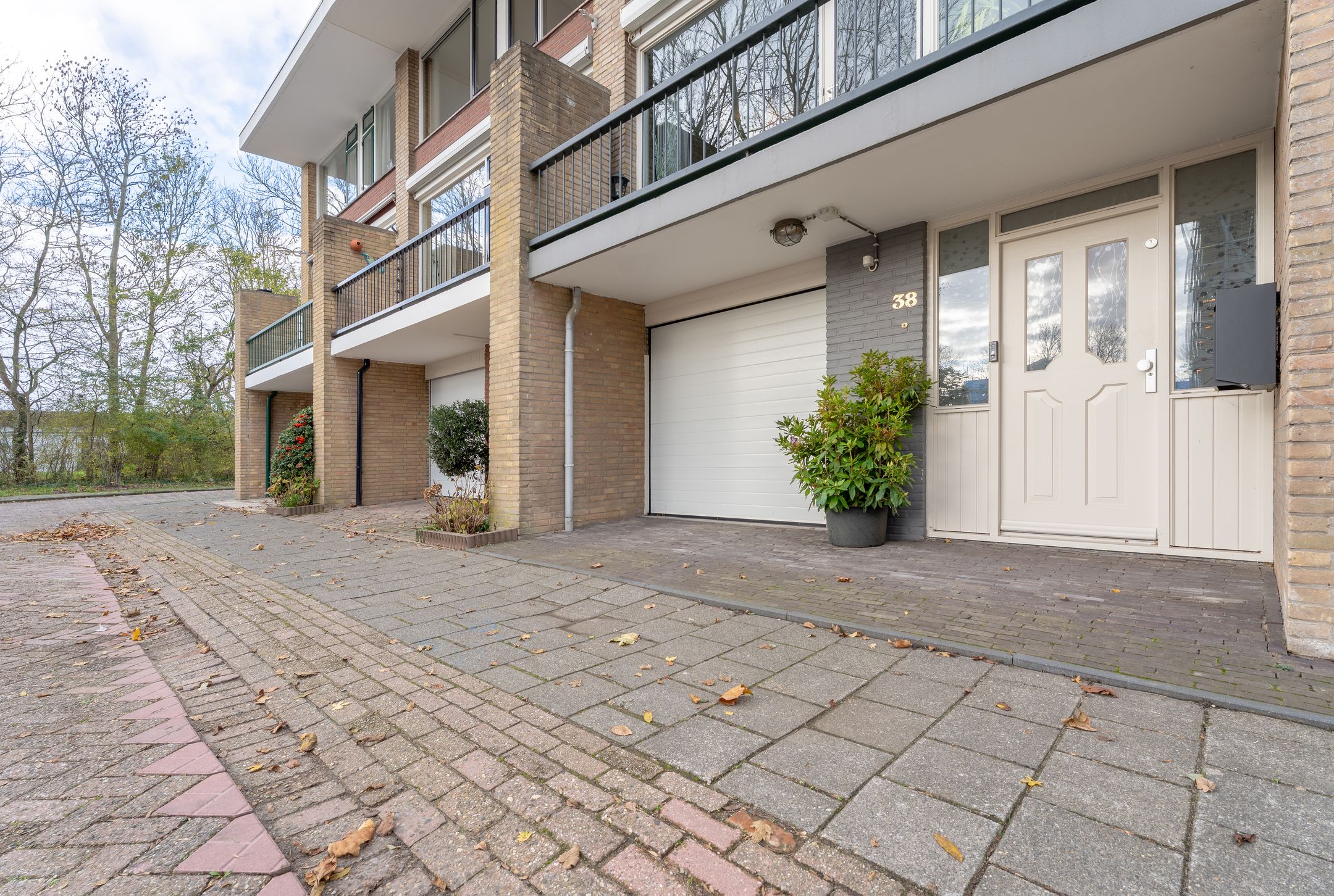 Foto 6 van Mgr Smitstraat 38