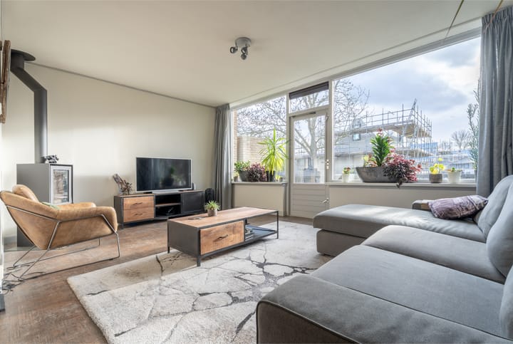 Foto 16 van Mgr Smitstraat 38