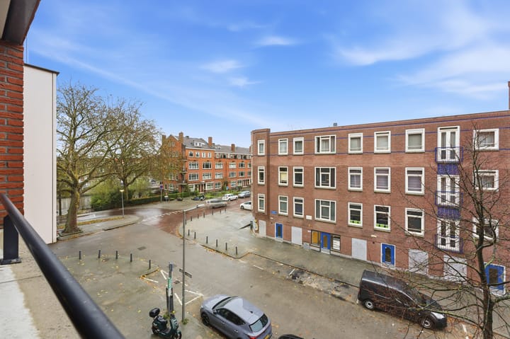 Photo 36 of Rösener Manzstraat 9-E