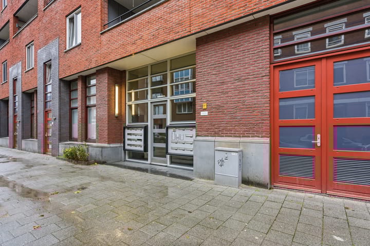 Photo 37 of Rösener Manzstraat 9-E