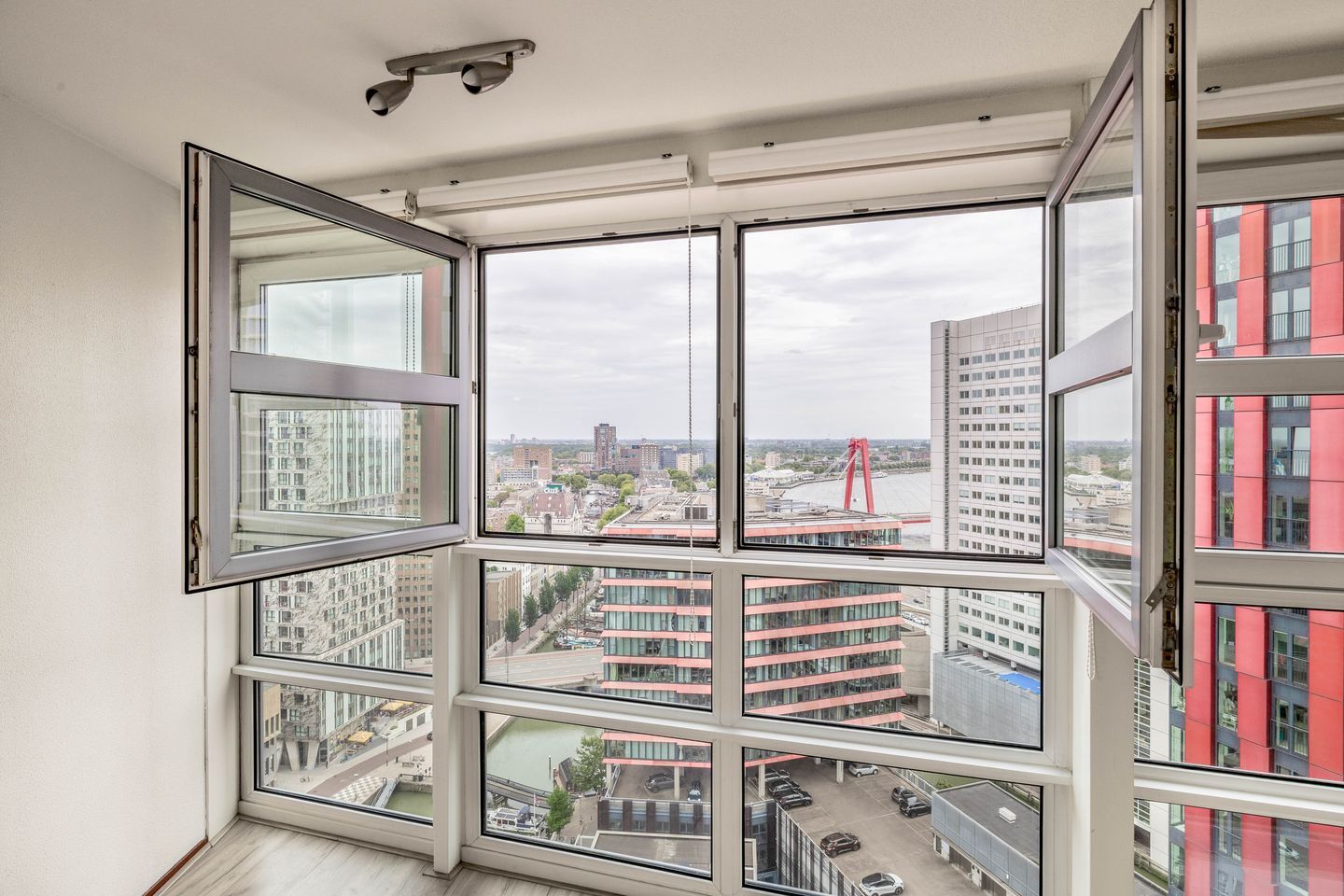 Foto 20 van Wijnbrugstraat 267