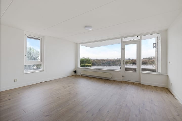 Foto 5 van de Warring 28