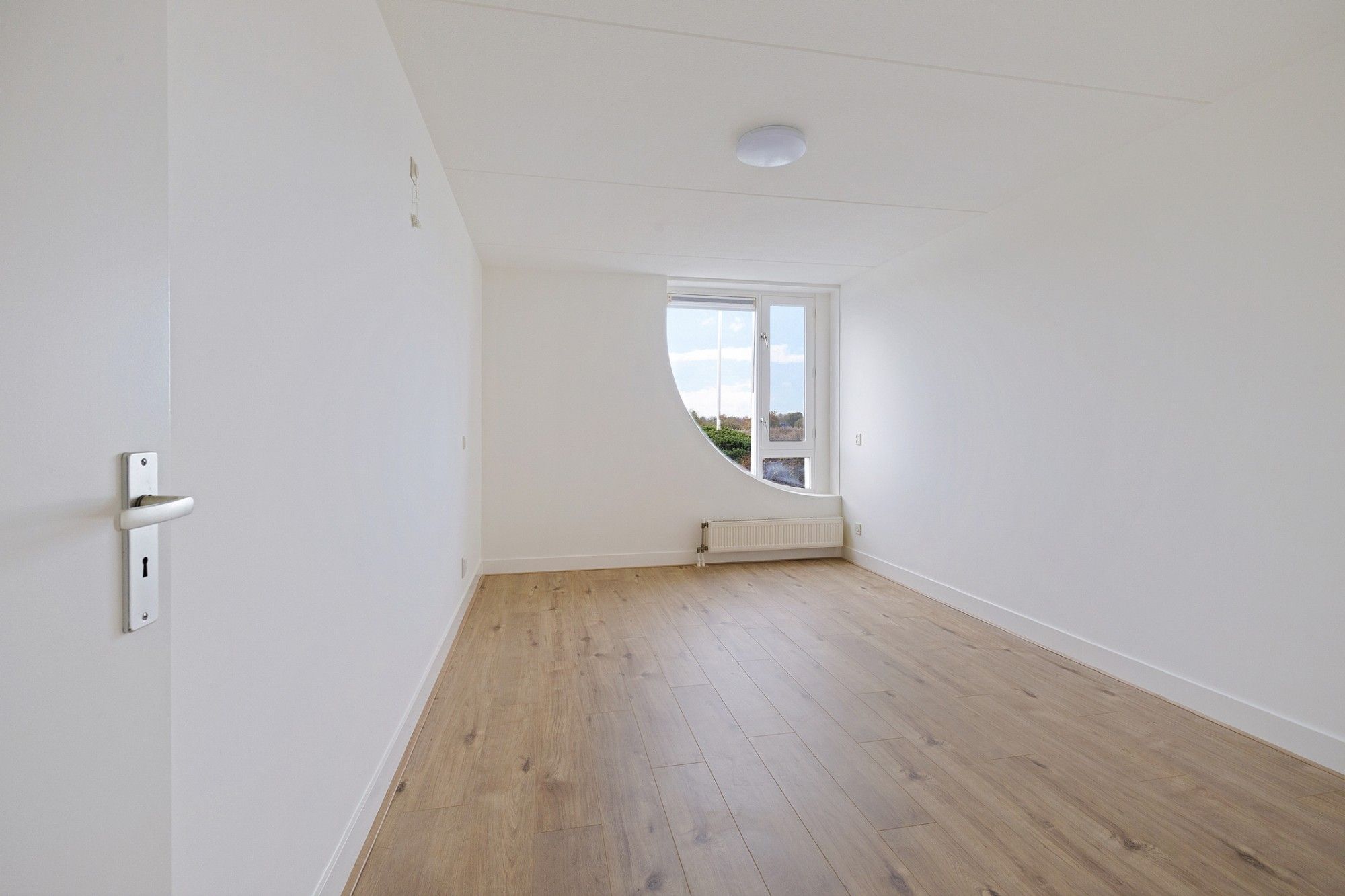 Foto 12 van de Warring 28