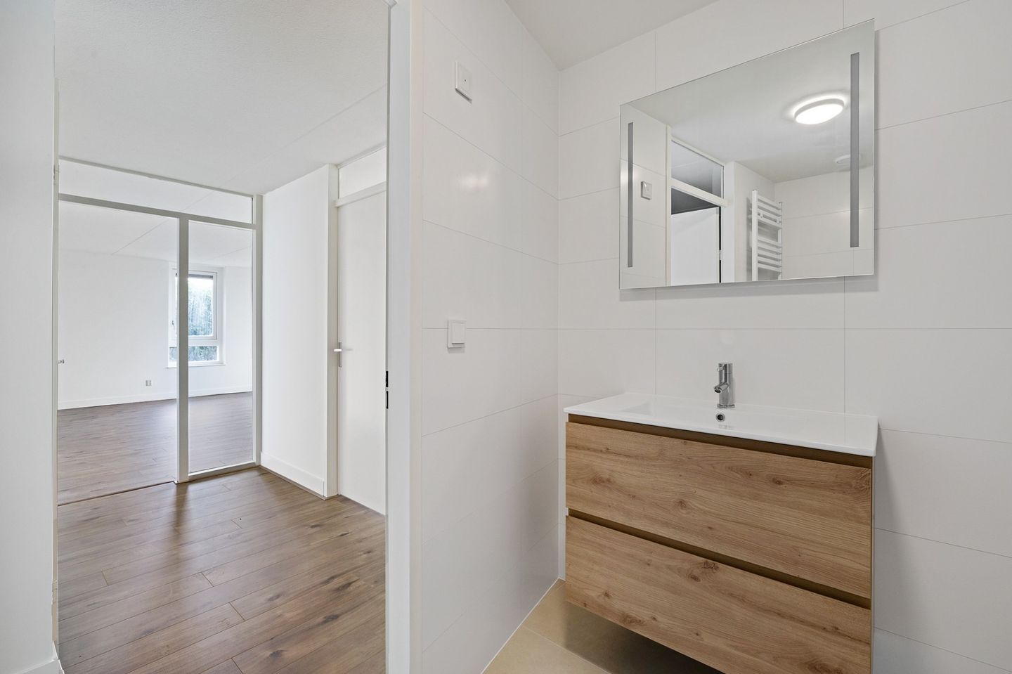 Foto 14 van de Warring 28