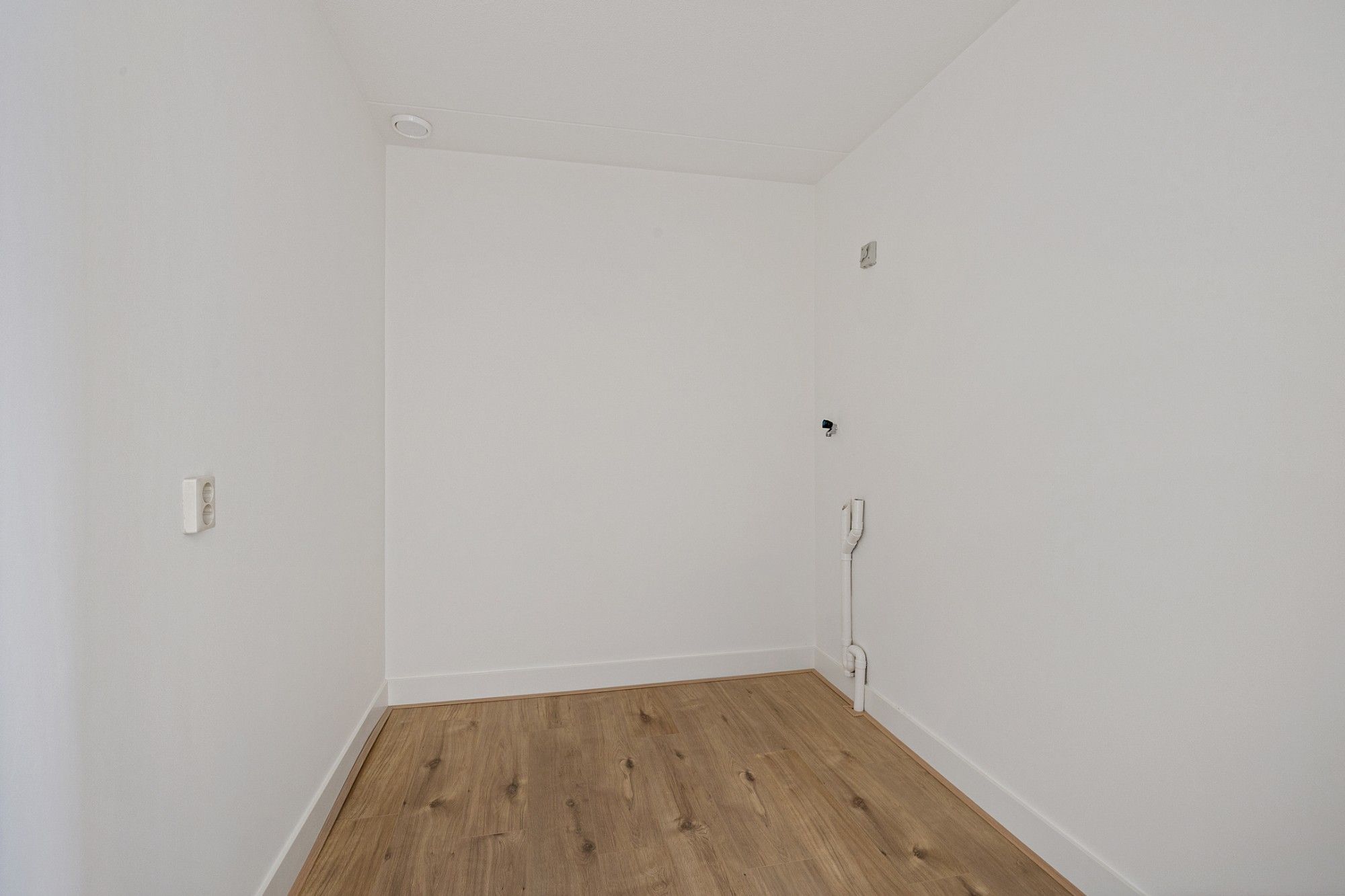 Foto 15 van de Warring 28