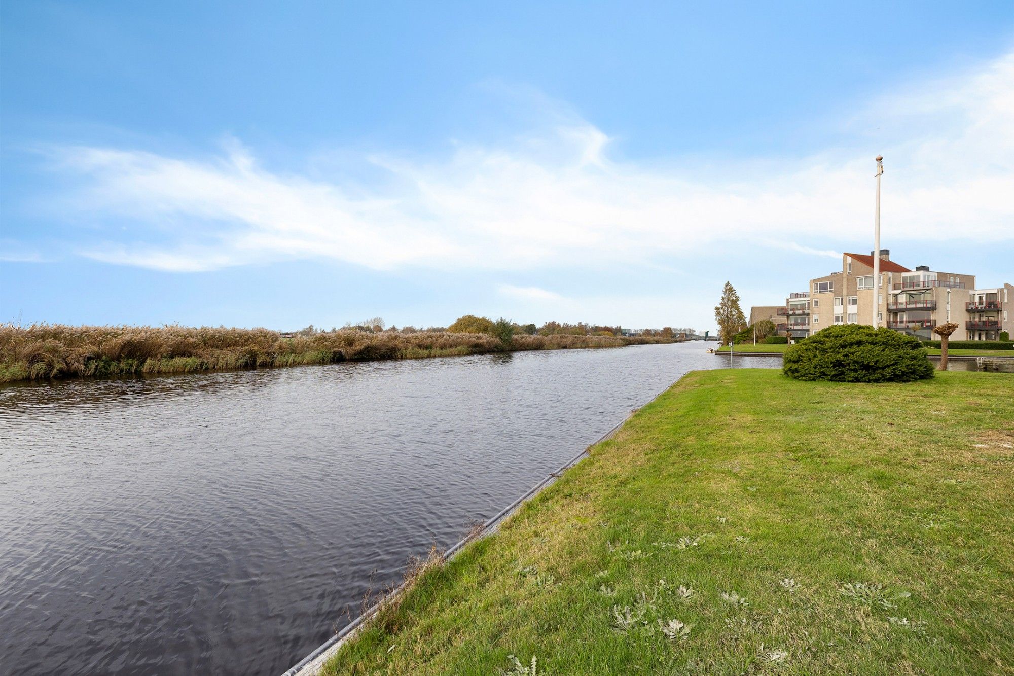 Foto 21 van de Warring 28