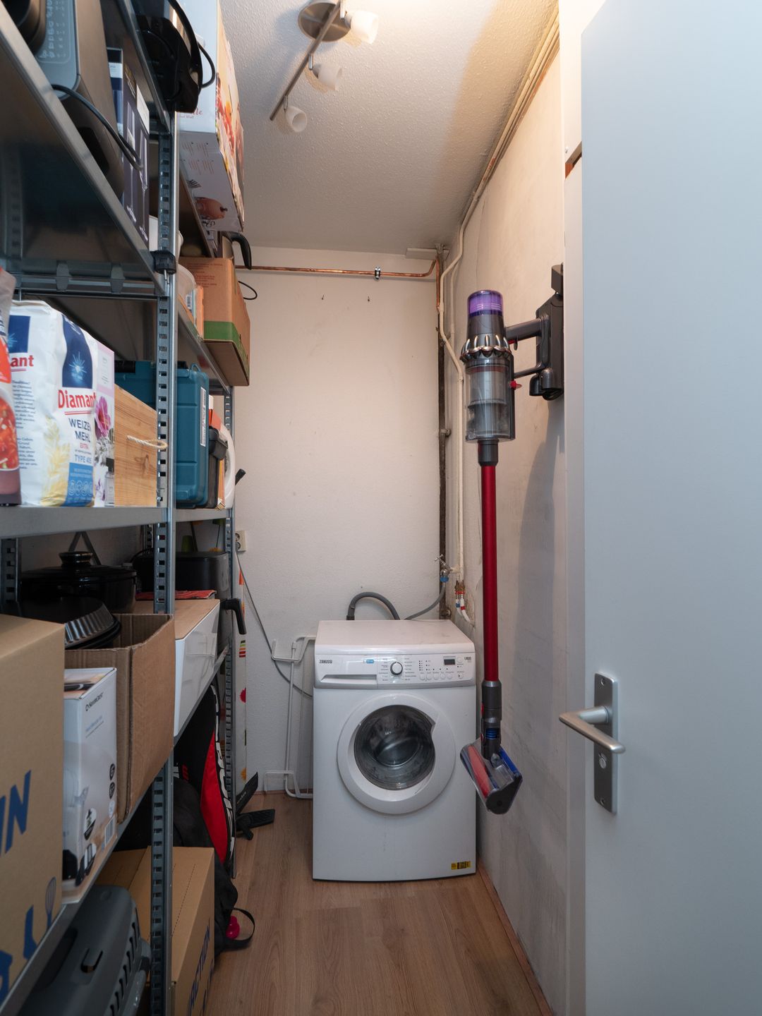 Photo 13 of Zwanenveld 8324