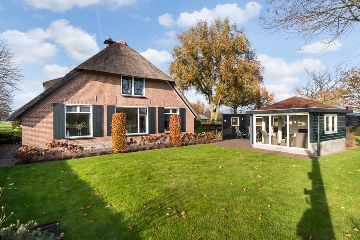 Photo 35 of Matenweg 5