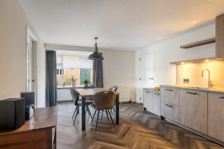 Photo 12 of Matenweg 7