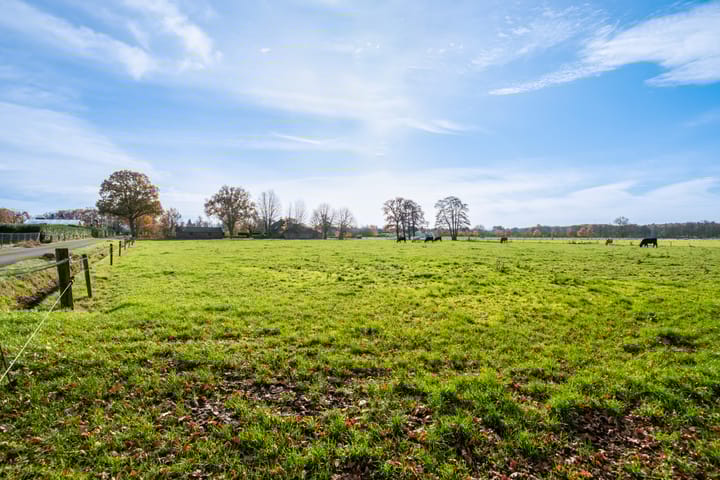 Photo 37 of Matenweg 7