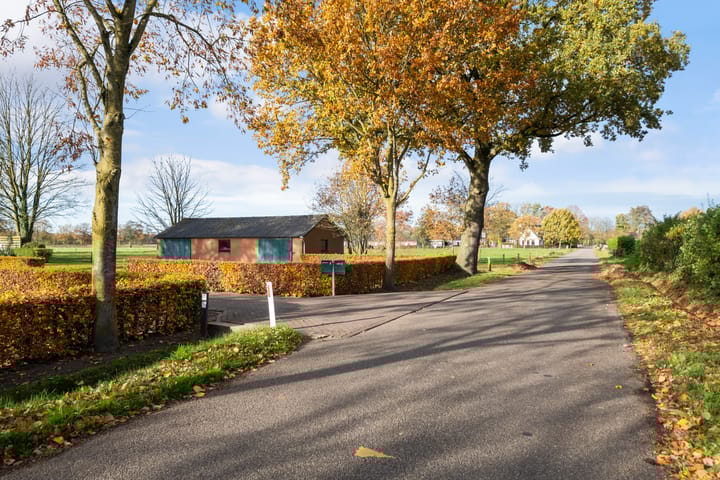 Photo 39 of Matenweg 7