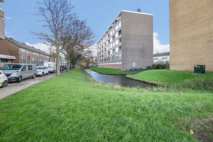 Photo 11 of Wethouder Hillenaarplnts 121